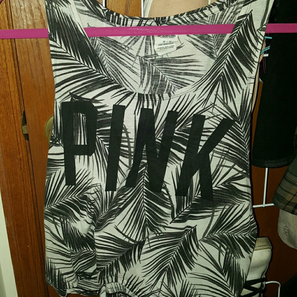 PINK VS black/white tank